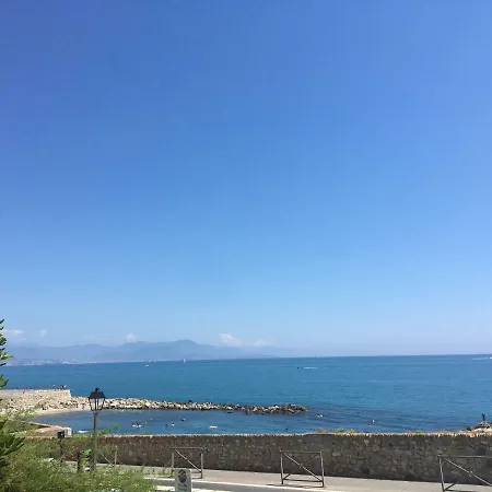 La Maisonette Gasthof Antibes
