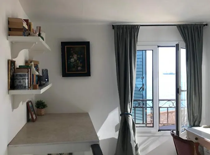La Maisonette بيت ضيافة 3*