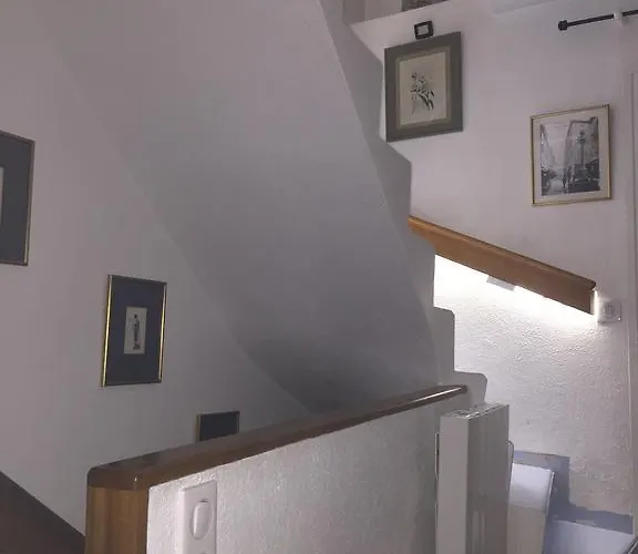 בית הארחה La Maisonette 3*